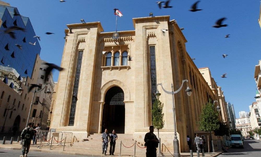 جلسة للجنة الإعلام والاتصالات… وهذا ما ناقشته