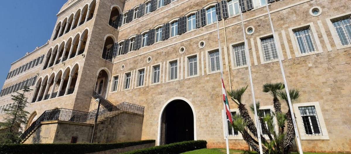 رئاسة الوزراء: لوقفة ضمير تستدرك الانهيار
