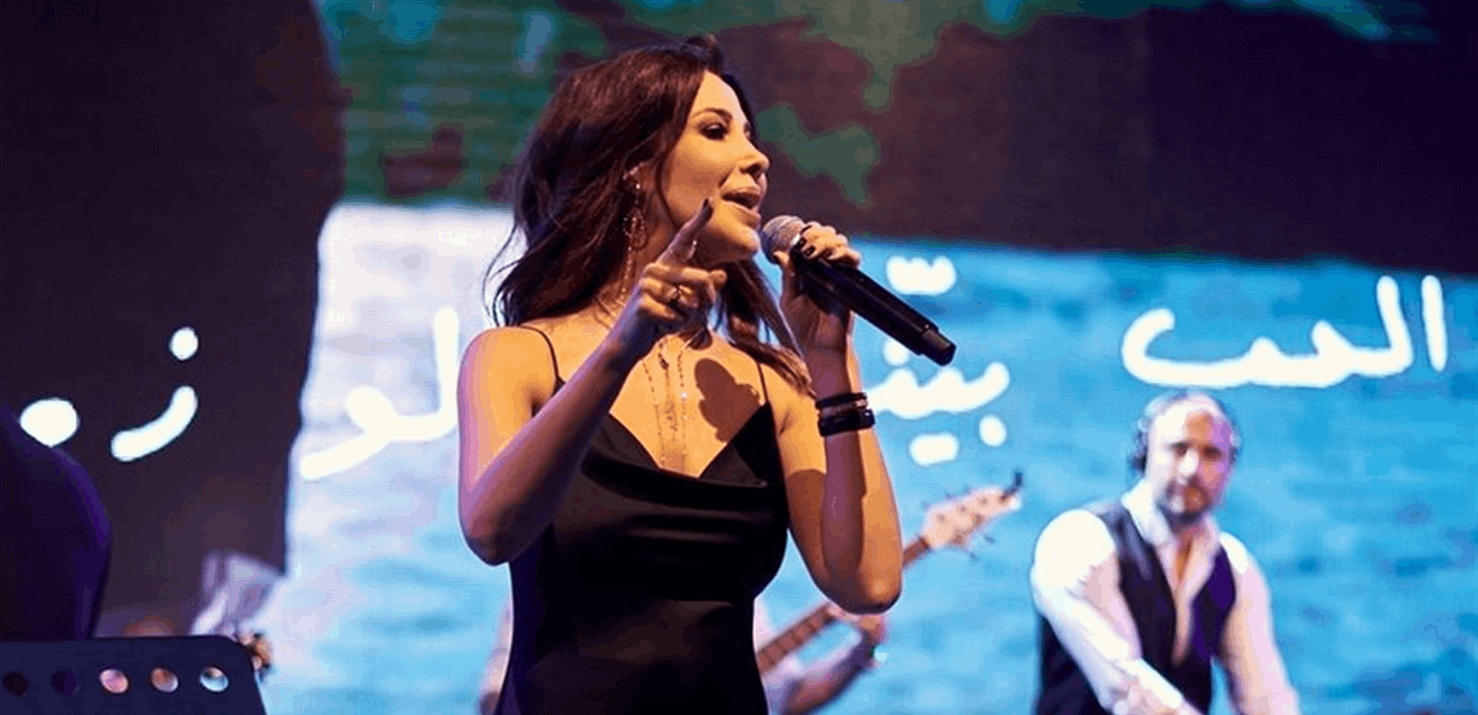 بعد تشبيهه بقميص النوم هذا سعر فستان نانسي عجرم في حفلها الأخير بالقاهرة.. ومغنية عالمية ارتدته قبلها (صور)