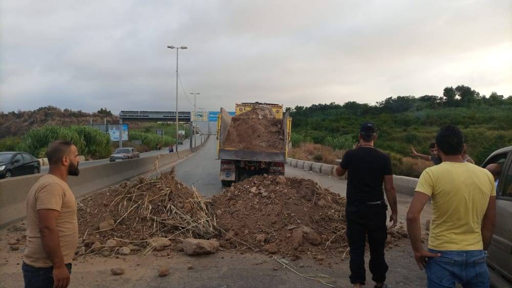 قطع طريق المنية العبدة الدولية في المحمرة