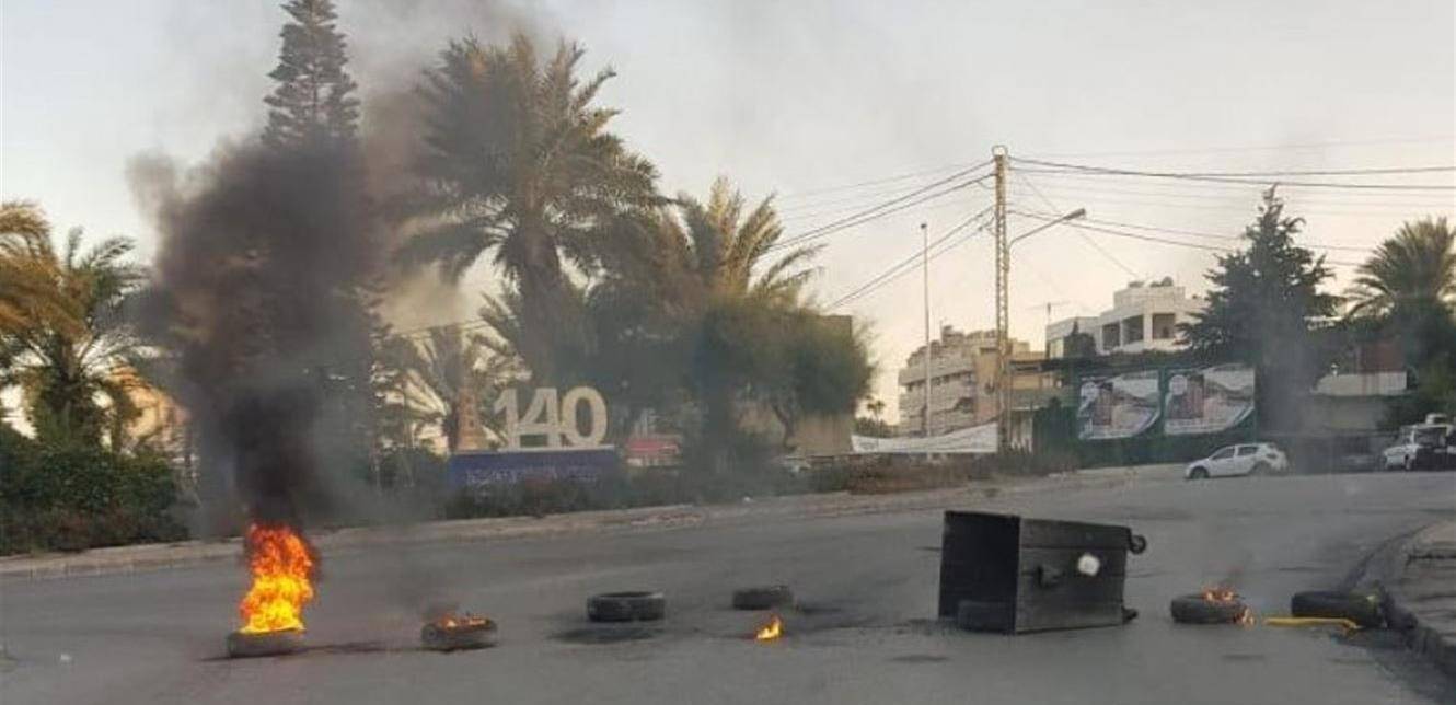 إعادة فتح الطرقات المقطوعة في صيدا