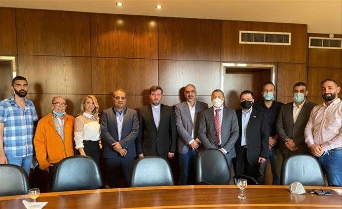 "التيار" هنأ الأب يوسف نصر بمنصبه الجديد