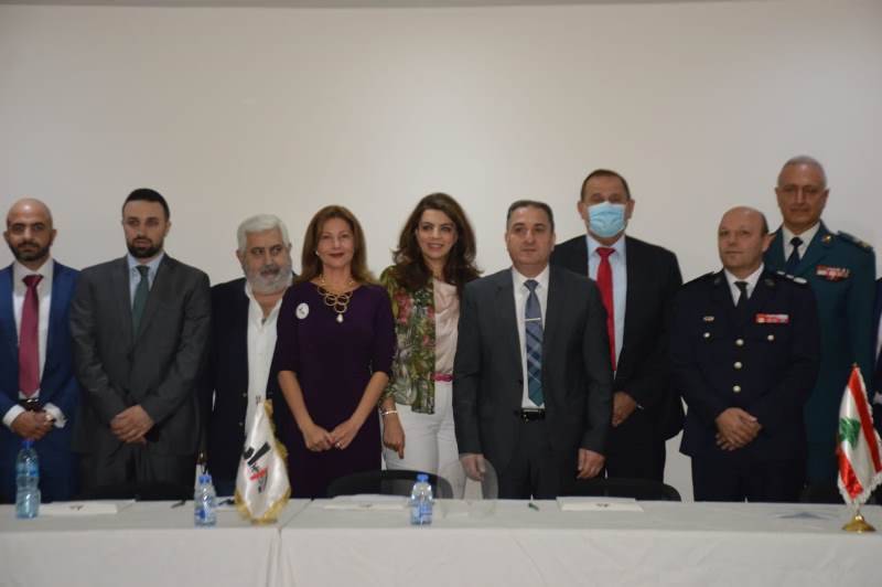 لقاء في وزارة الاتصال لجمعية جاد في اليوم الدولي لمكافحة المخدرات