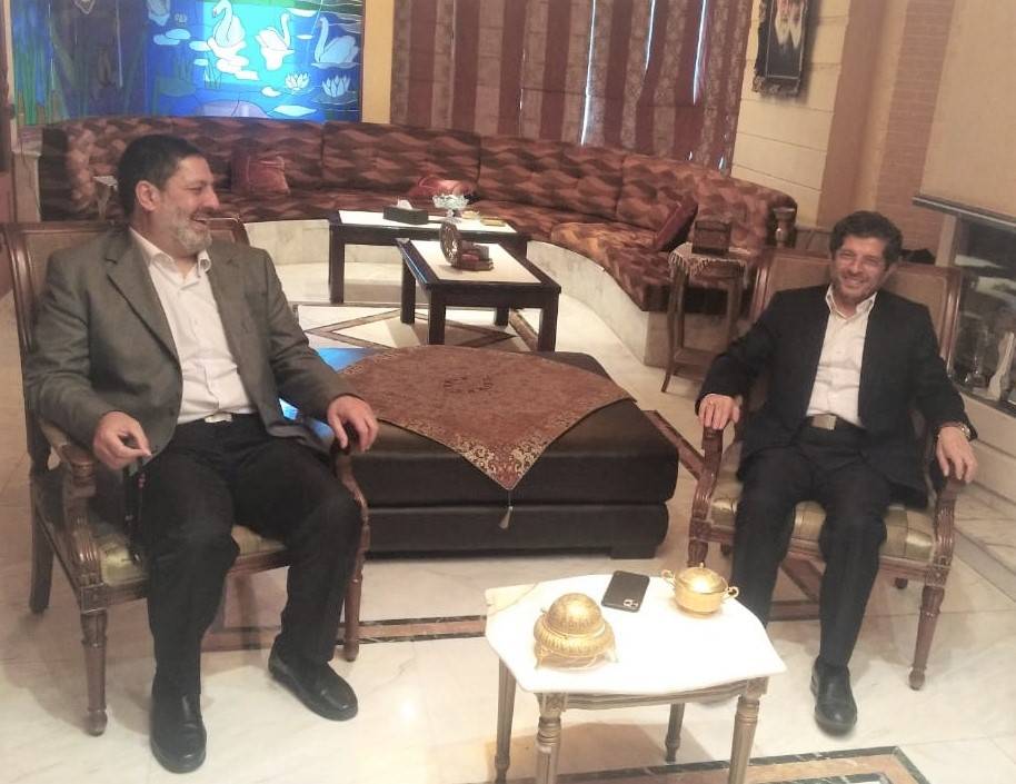 شعبان زار السفارة الايرانية مهنئا بانتخاب رئيسي
