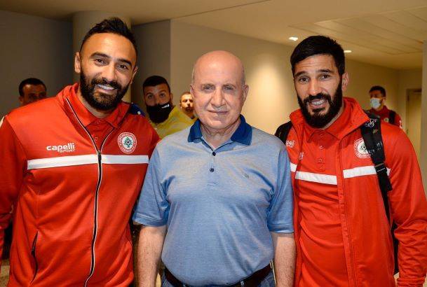 استقبال رسمي وجماهيري لمنتخب لبنان لكرة القدم