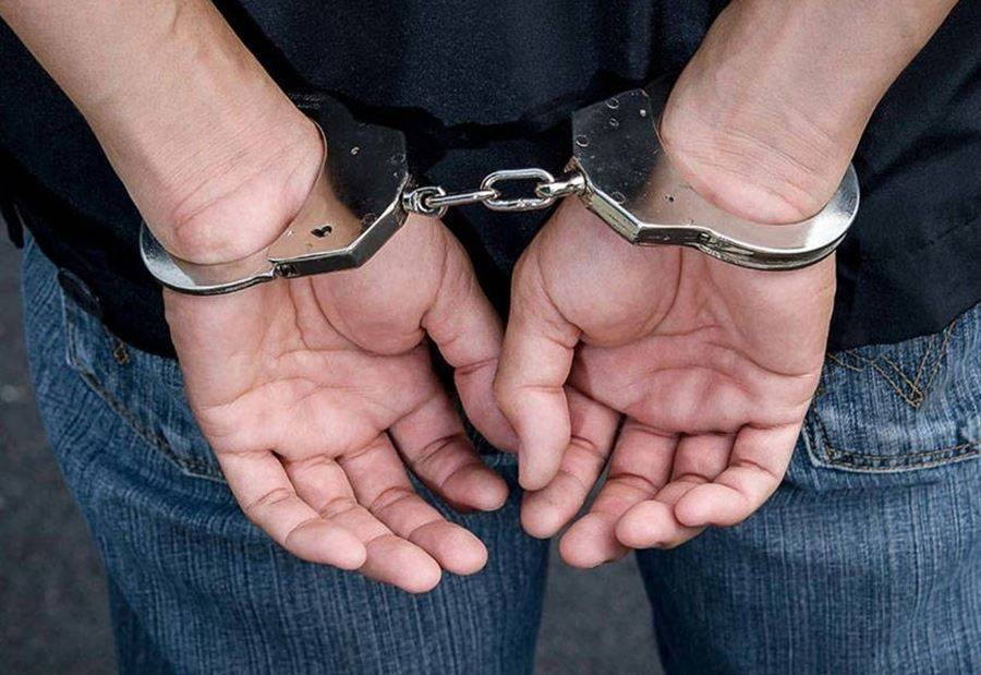 مُحتالَان يسرقان أموال من أصحاب عقارات