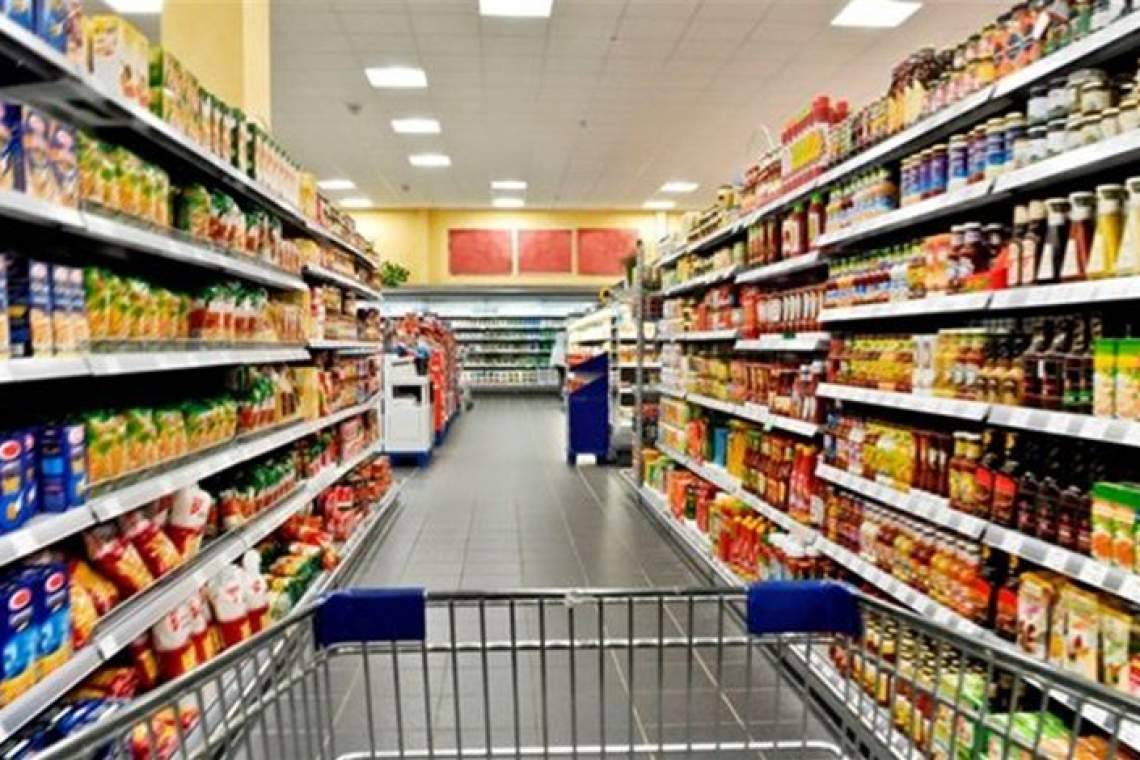 إقفال المحال التجارية والسوبرماركات في حلبا
