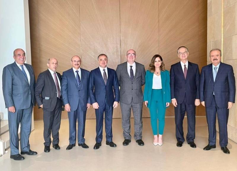 بو صعب اولم على شرف القائم بالاعمال البريطاني