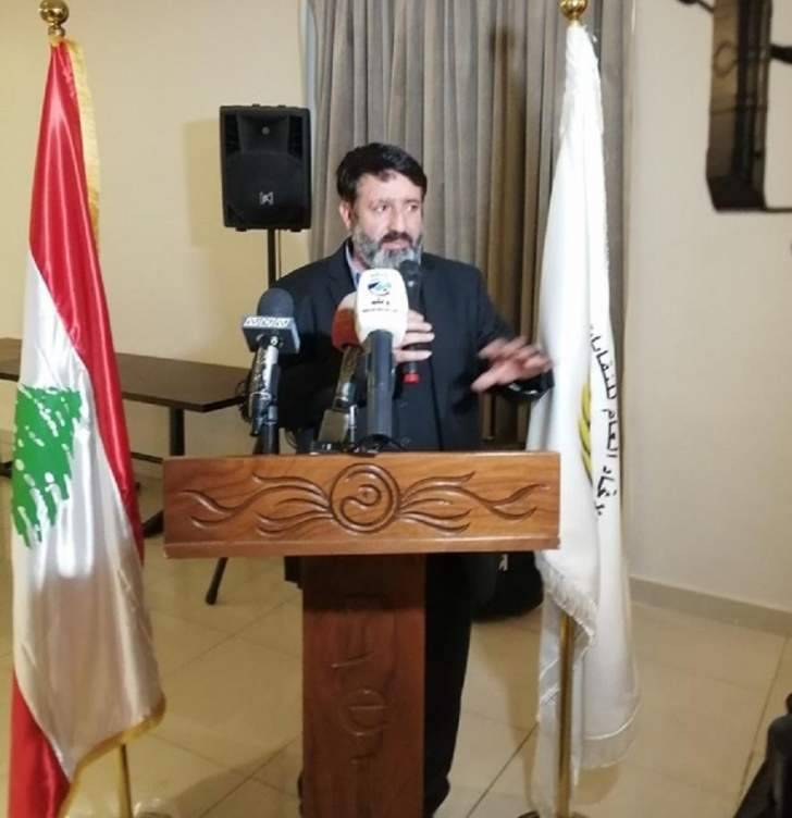 شومان: لتسهيل مرور شاحنات الخصار والفاكهة