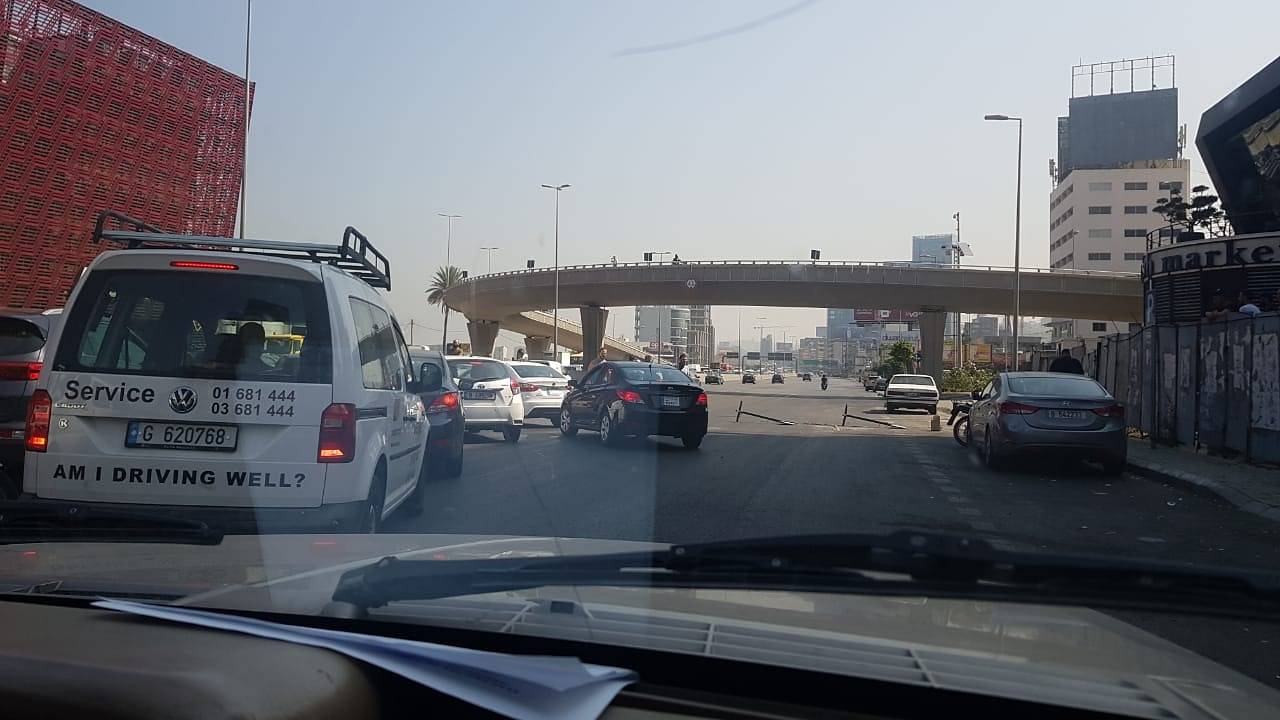 بالصور ... قطع السير في ضهر البيدر والدورة وجل الديب