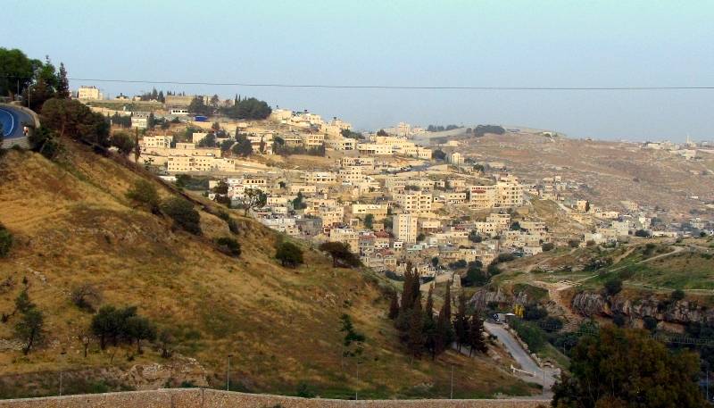 جيش الإحتلال يقتحم بلدة سلوان في القدس لهدم 13 منزلا فلسطينيا