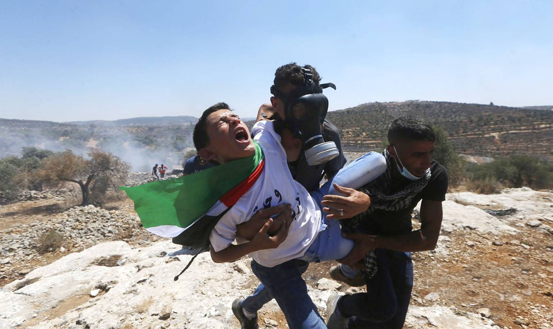 عشرات الجرحى الفلسطينيين في مواجهات في نابلس