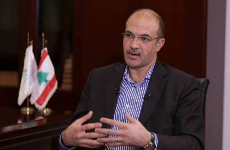 حسن: يجب اتباع سياسة صارمة لمكافحة التدخين