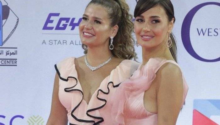 قضية إعتزال حلا شيحة تثير غضب شقيقتها هنا شيحة
