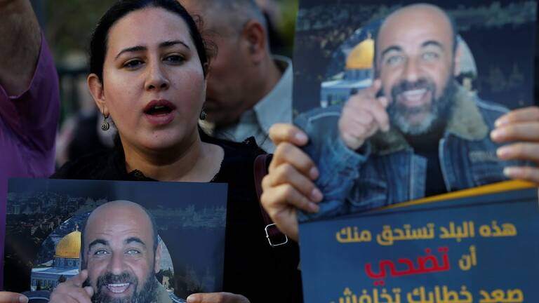 القضاء العسكري الفلسطيني يتسلم تقريري لجنة التحقيق والنائب العام المدني بقضية مقتل نزار بنات