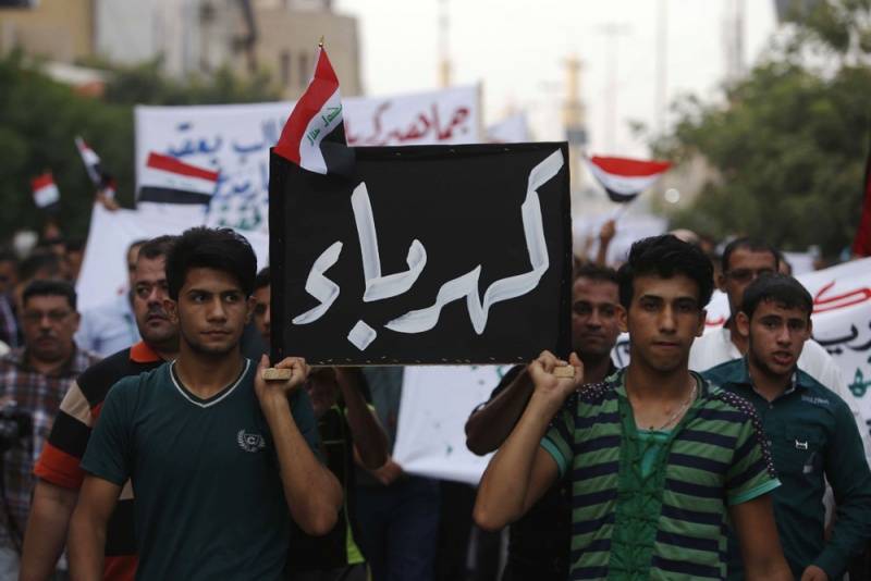 انقطاع شبه تام للكهرباء في معظم أنحاء العراق