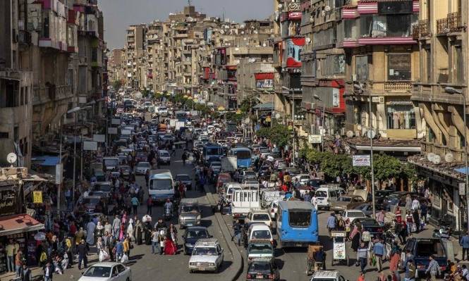 مصر تسجل انخفاضاً متواصلاً للإصابات اليومية بكورونا