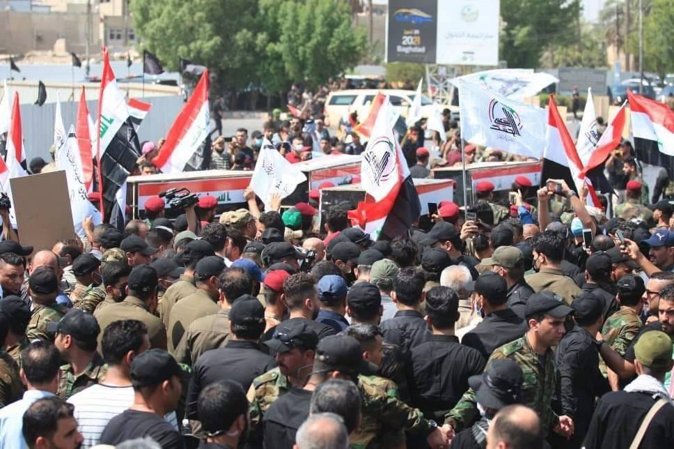 بغداد: اتفاق مرتقب مع واشنطن لجدولة انسحاب جيشها الحشد الشعبي يشيع قتلاه بحضور مئات المقاتلين والقادة