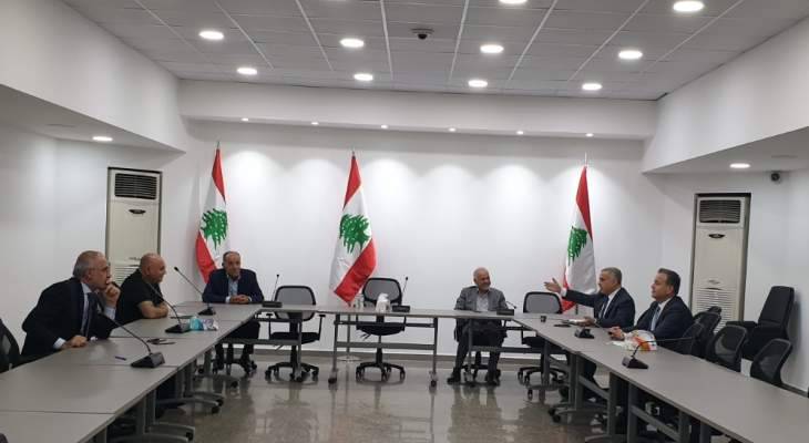 طرابلسي ودرغام التقيا وفدا من هيئةالتنسيق النقابية