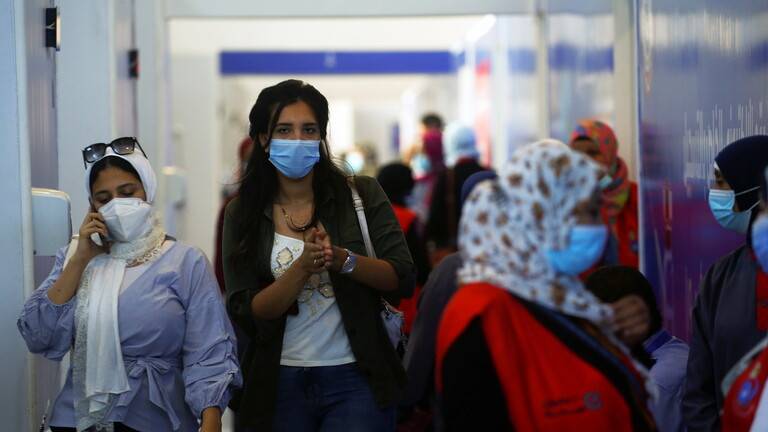 مصر تسجل 27 وفاة و181 إصابة جديدة بفيروس كورونا