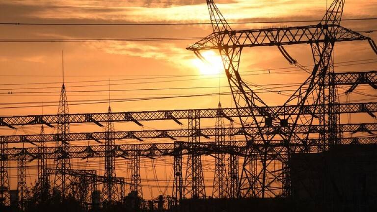 استهداف جديد يطال خط كهرباء يغذي مشروع ماء نصف العاصمة العراقية