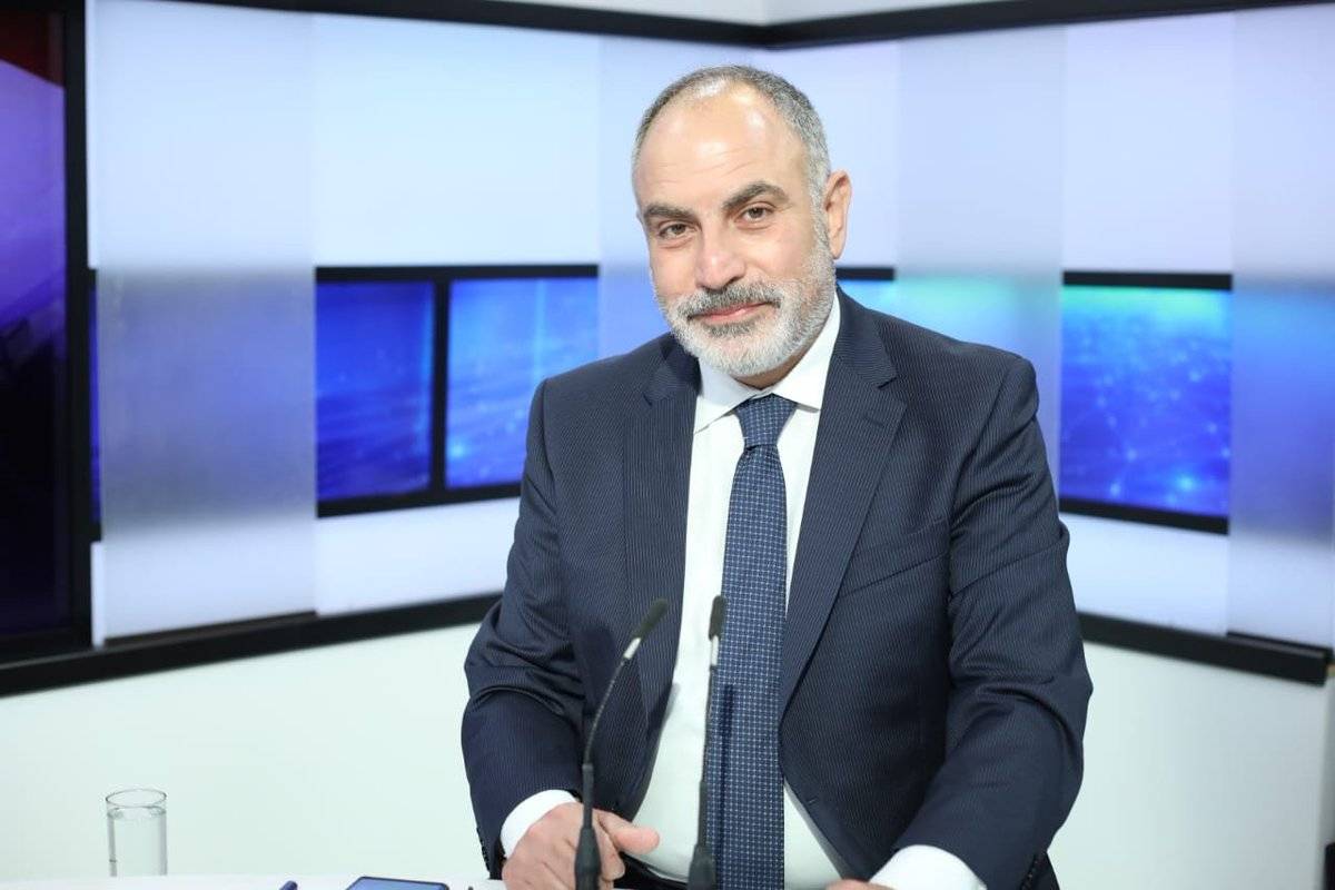أسود: هل الإضراب هو لتحصيل حقوق ام لمزيد من الضغوط؟