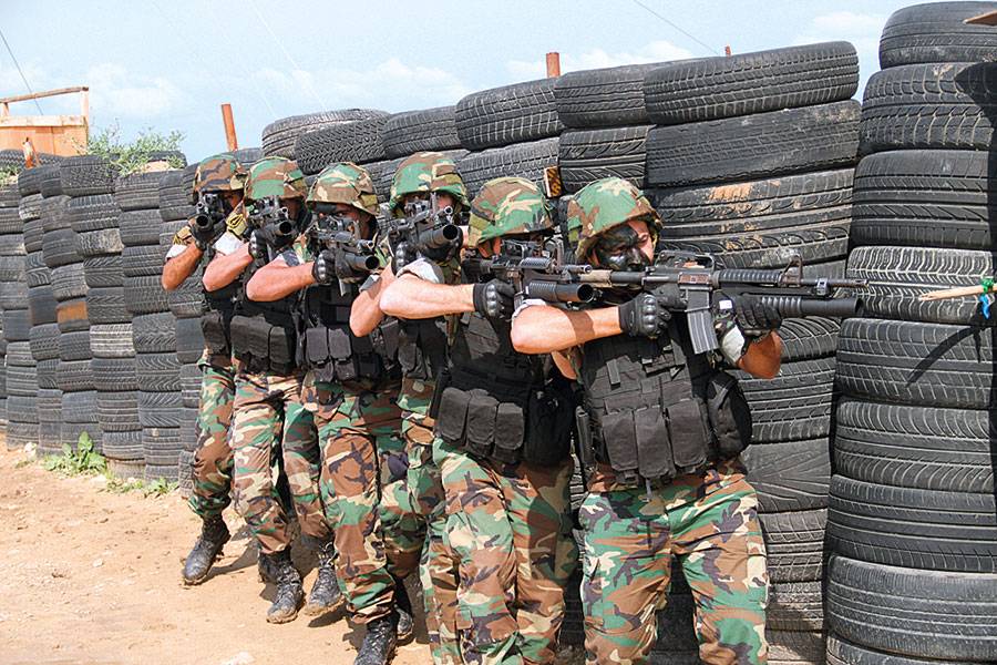 قيادة الجيش: تمارين تدريبية وتفجير ذخائر
