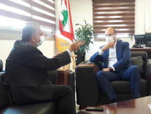 الكسار زار وزير الصحة عارضا هموم ببنين والجوار إستشفائيا وطبيا ودوائيا