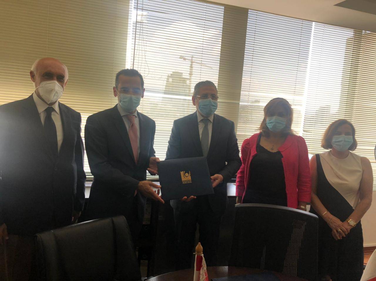 مذكرة تعاون بين إتحاد المستشفيات العربية والجامعة اللبنانية