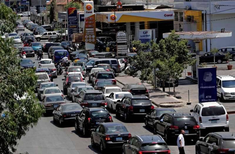محطّات البنزين في طرابلس :سلطة تتحكّم بالمواطن