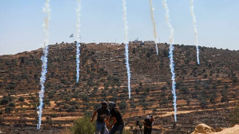 إصابة عشرات الفلسطينيين في مواجهات مع الاحتلال