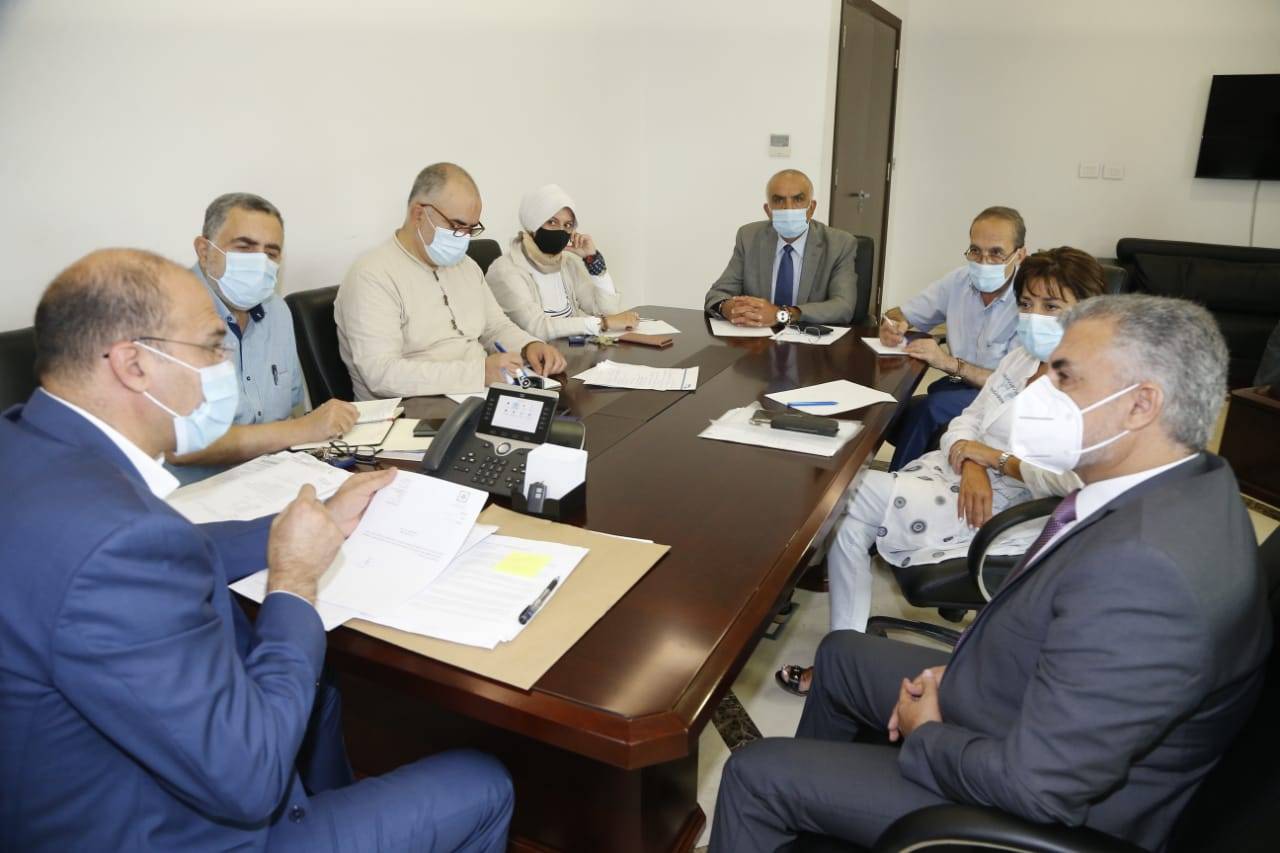 حسن تبلغ من مصرف لبنان بدء التحويلات المصرفية لشركات الأدوية