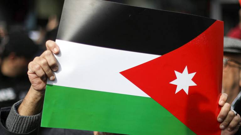 محكمة أمن الدولة الأردنية تقضي بالسجن لمدة 15 عاما بحق باسم عوض الله والشريف حسن