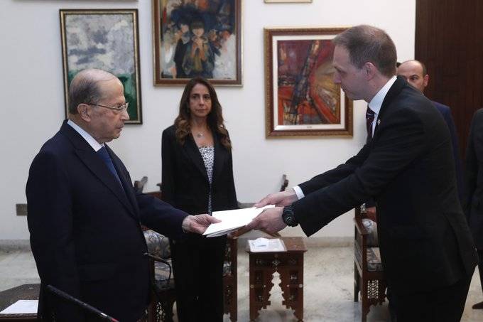 الرئيس عون تسلم اوراق اعتماد عددا من السفراء