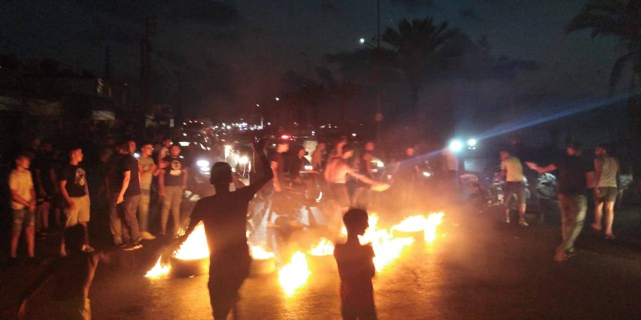 إعادة فتح طريق صور