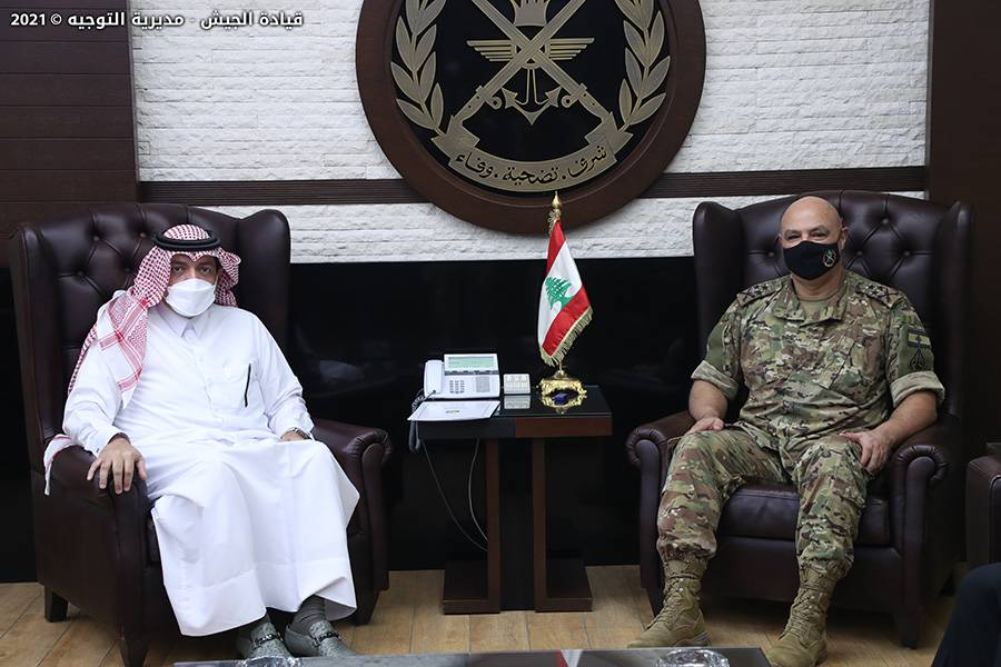 قائد الجيش التقى سفير قطر