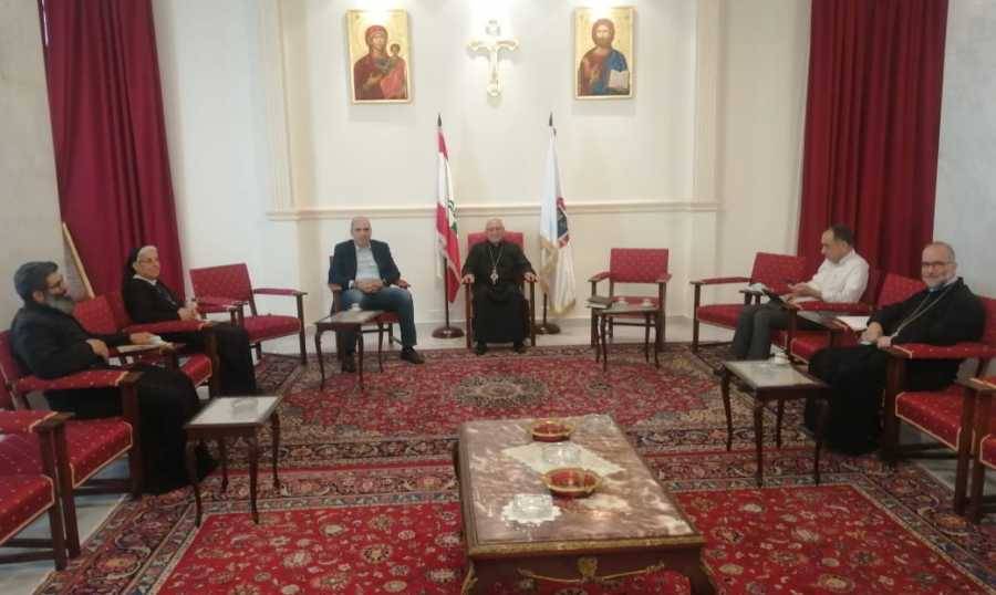 العبسي يعقد اجتماعاً تمهيدياً لتنظيم 