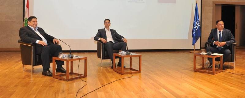 ندوة عن التنمية الاقتصادية في جامعة الكسليك