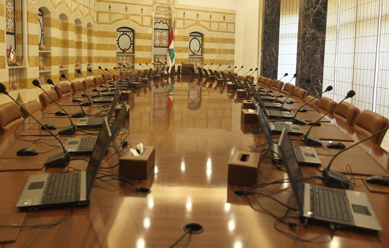ساعات حاسمة... والحريري «يبقّ البحصة» اليوم