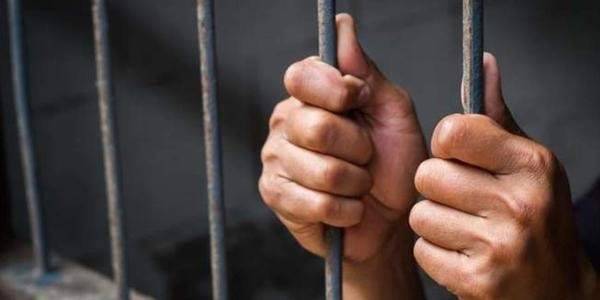 الجيش: توقيف مواطن ملقب بـ