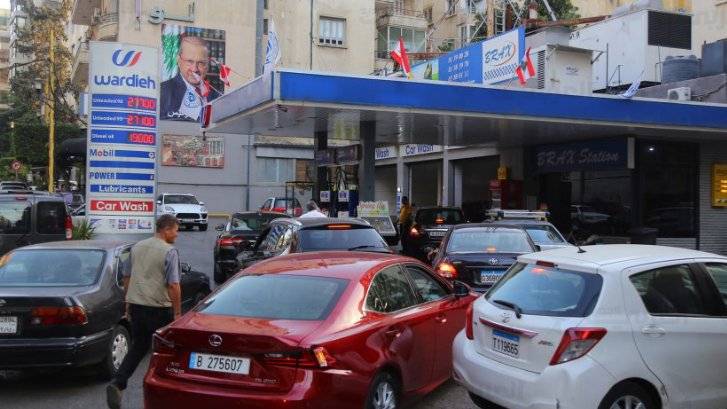 إشكال أمام محطة وقود في زغرتا