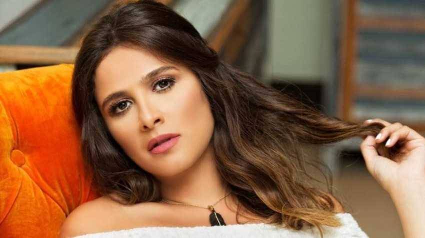 بفريق طبي متكامل.. السيسي يتدخل لعلاج الفنانة ياسمين عبدالعزيز