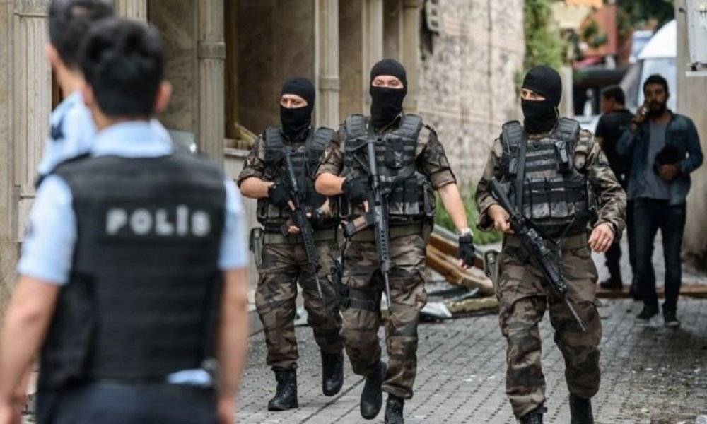 تركيا تعتقل مهاجرين قرب الحدود مع إيران