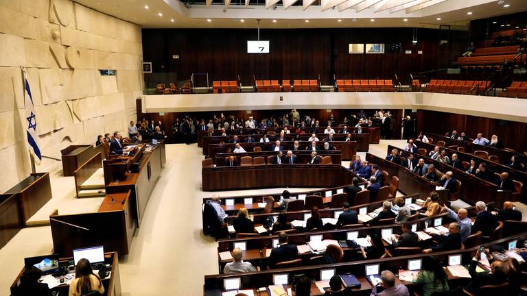 خلاف جديد بين القائمتين العربيتين في الكنيست الإسرائيلي