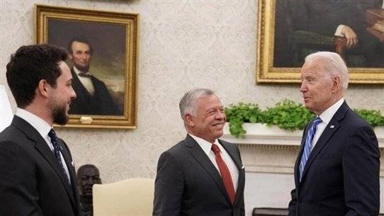 الملك الأردني يُحذّر من تدهور الوضع في لبنان