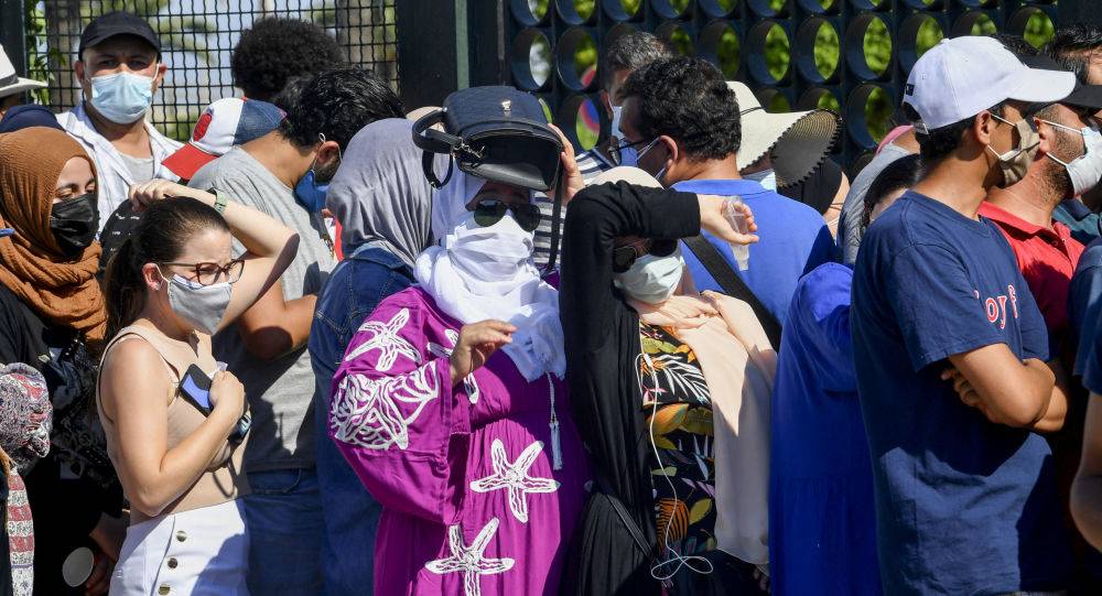 بعد إقالة وزير الصحة.. مطالب بمحاسبة الحكومة في تونس
