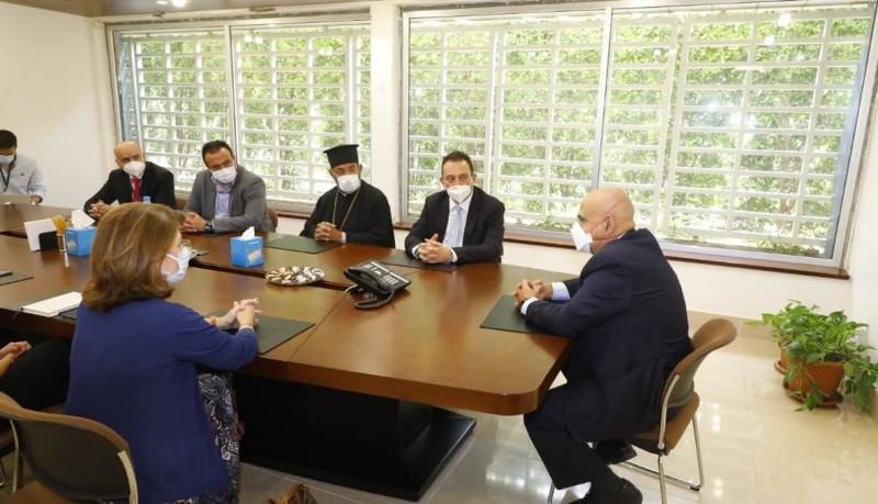 نائب وزير خارجية اليونان زار مستشفى القديس جاورجيوس الجامعي