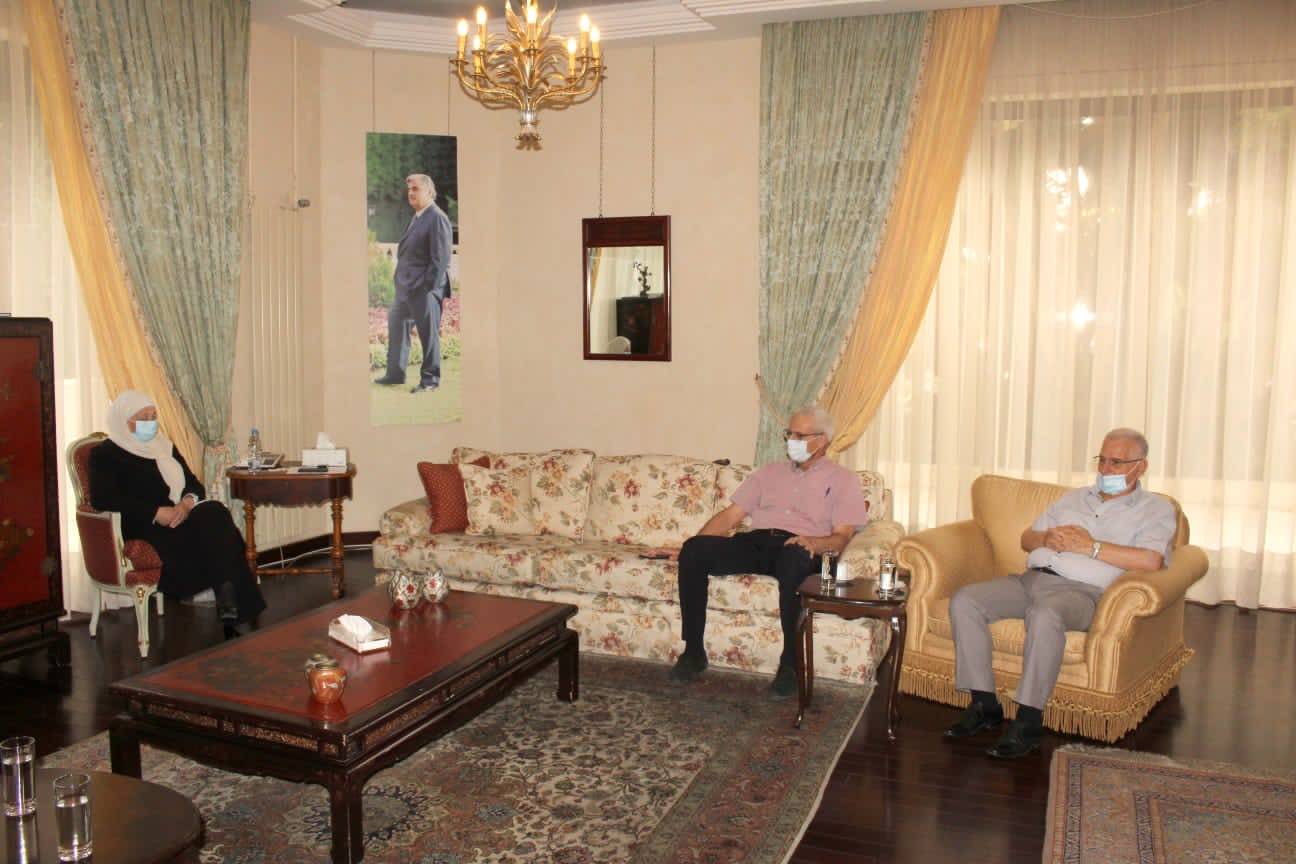 الحريري تابعت أوضاع مستشفى صيدا الحكومي مع وفد من مجلس إدارته
