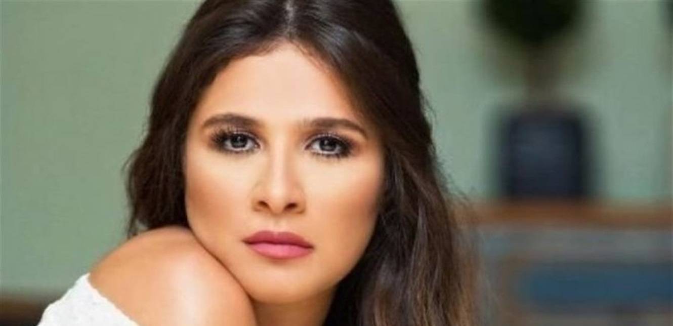 طبيب يُفشي أسرار ما جرى مع ياسمين عبد العزيز في غرفة العمليات