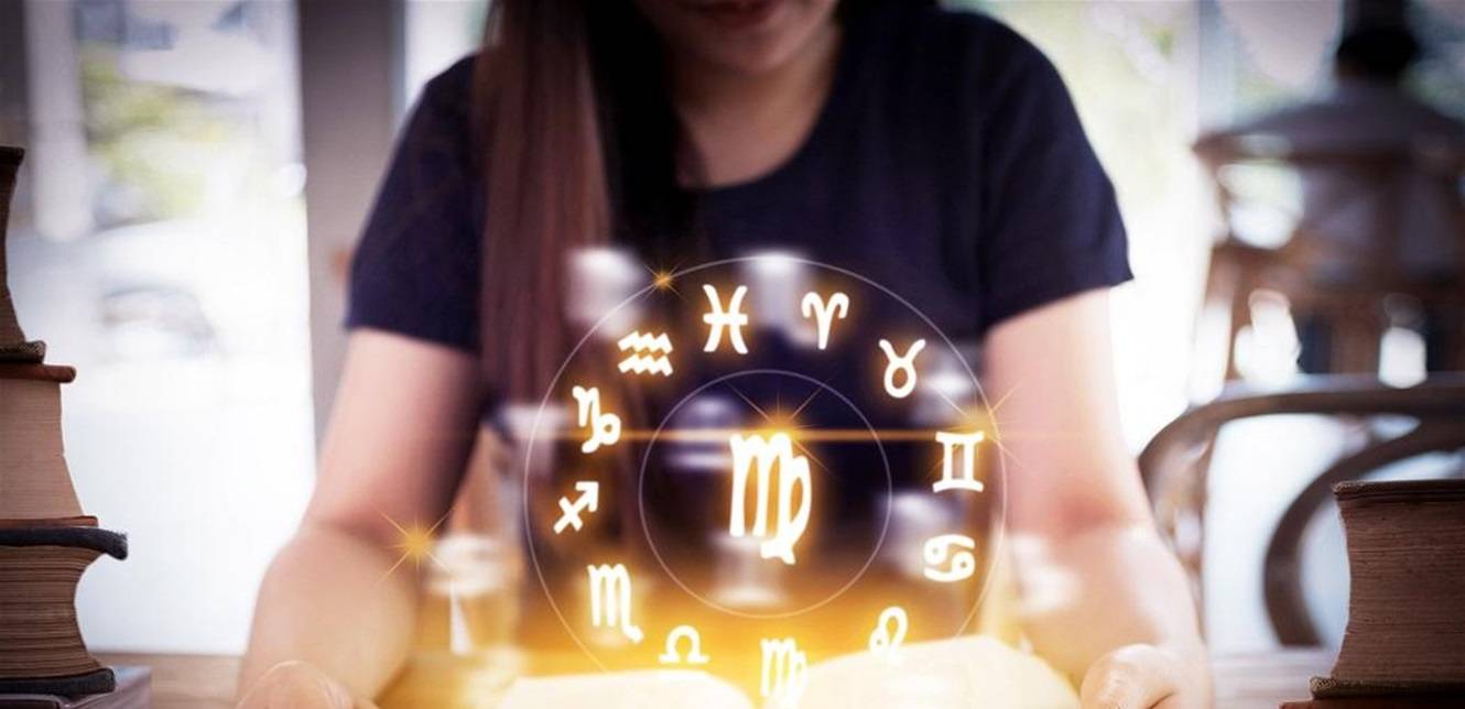 على مواليد 4 أبراج الحذر من خطر يهددهم.. هل أنت من بينهم؟